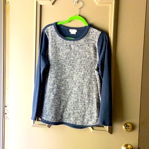 Gently worn long sleeve top - Picture 1 of 4